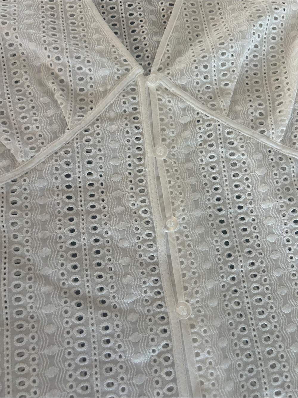 Evereve White Eyelet Button-Front V-Neck Blouse- worn once - Picture 4 of 6